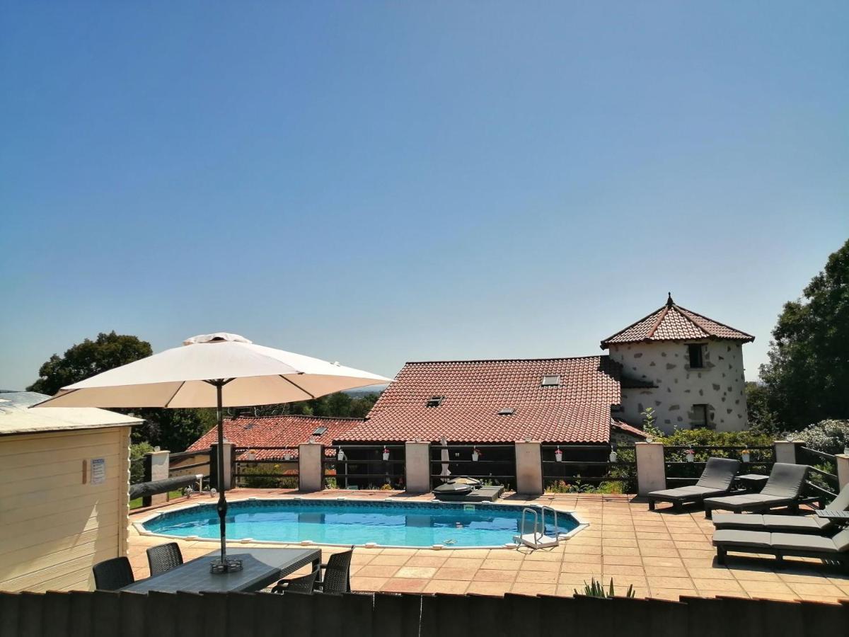 La Grange Ancienne Bed and Breakfast Montrollet Εξωτερικό φωτογραφία